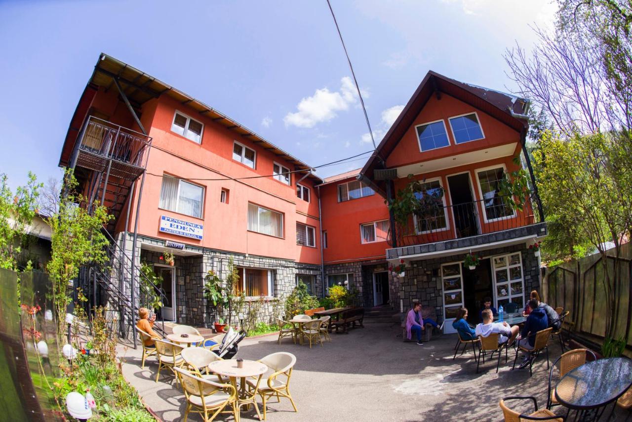 Pensiunea Eden Sinaia Ngoại thất bức ảnh
